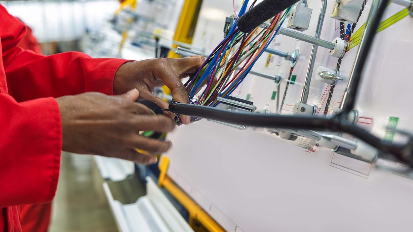 Vertical test bench wiring